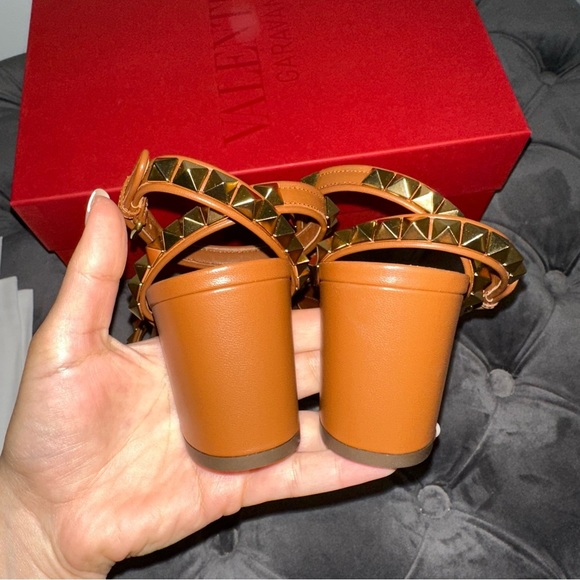 New Size 38.5 Valentino Garavani Rockstud No Limit Ankle-Strap Sandals - Picture 5 of 10